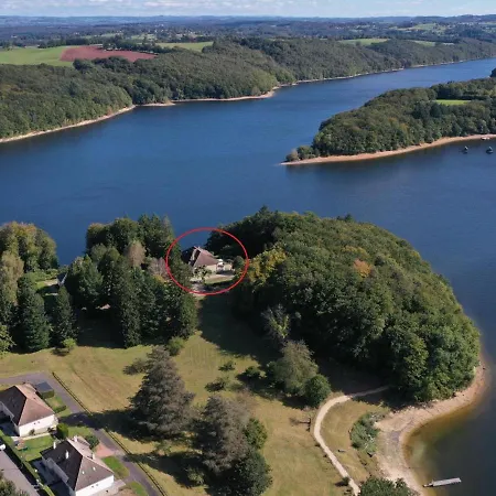 بيت للعطل Gite En Bord De Lac Avec Terrasse, Jardin Clos, Activites Nautiques Et Proche Sites Touristiques - Fr-1-742-150 Saint-Etienne-Cantales
