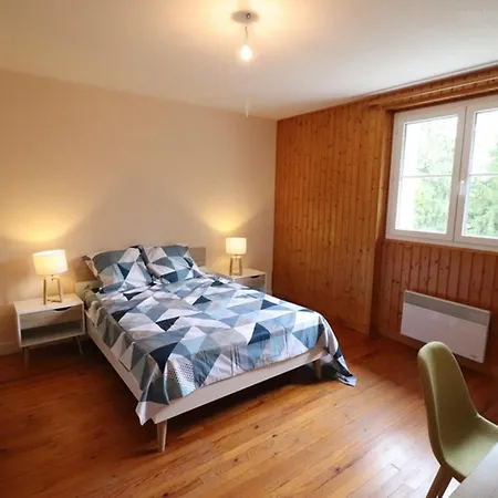 Gite En Bord De Lac Avec Terrasse, Jardin Clos, Activites Nautiques Et Proche Sites Touristiques - Fr-1-742-150 Saint-Etienne-Cantales